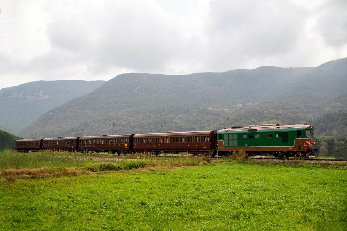 Treno storico FS cento porte