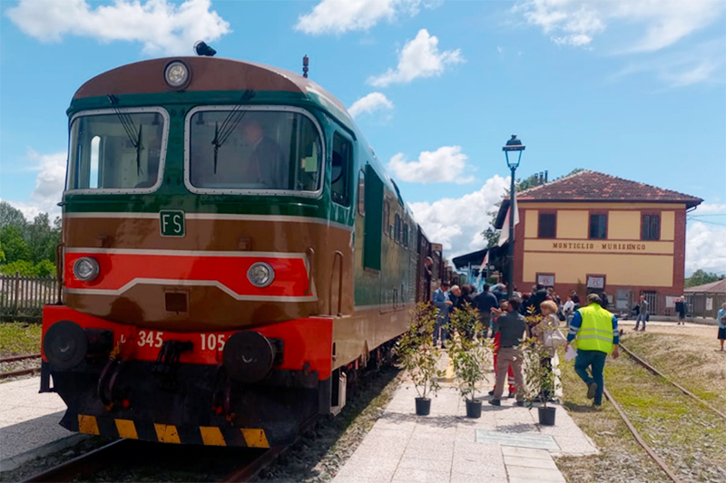 Locomonferrato_01
